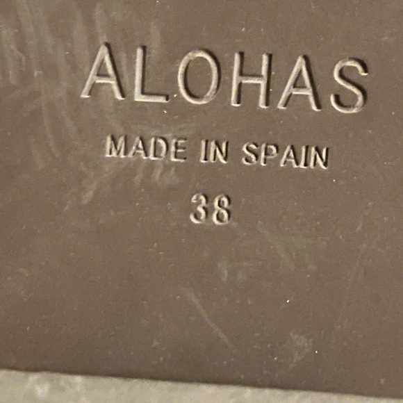 Alohas Off White Pointed Studded Heeled Clogs - Picture 2 of 5